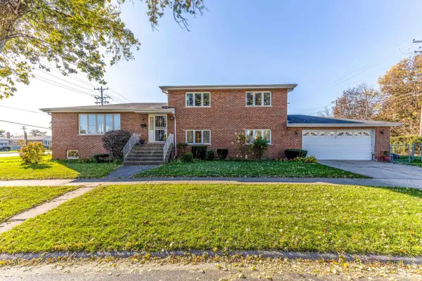 8000 N Oketo Avenue, Niles, IL 60714