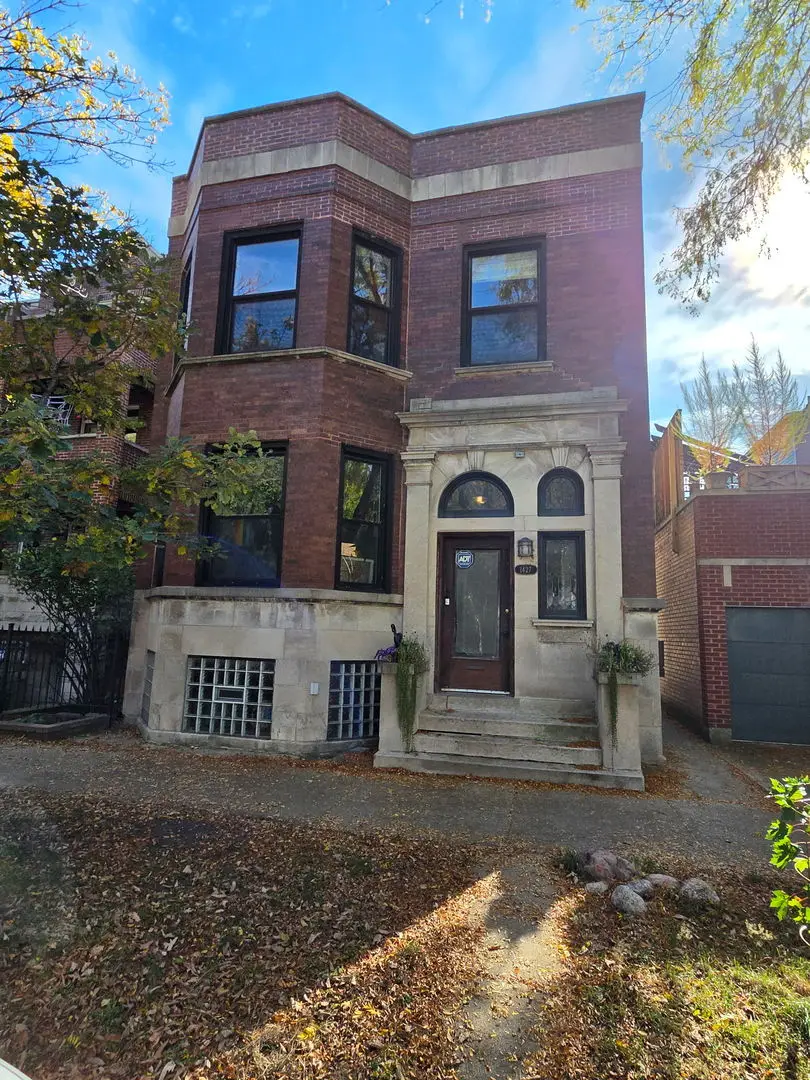 1427 W Byron Street #2, Chicago, IL 60613 - #1
