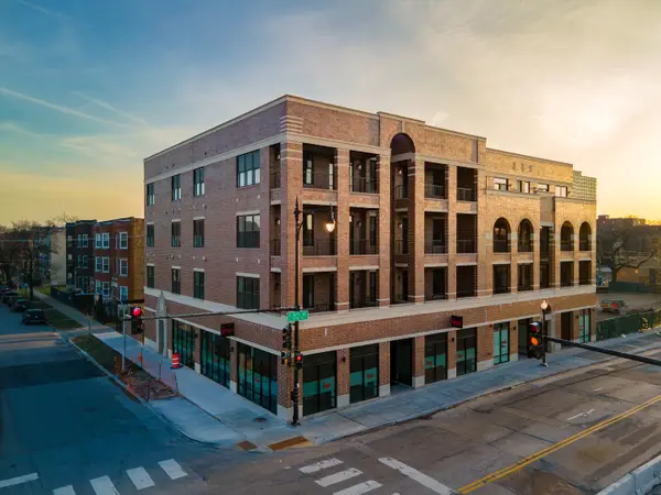4706 S St Lawrence Avenue #2E, Chicago, IL 60615