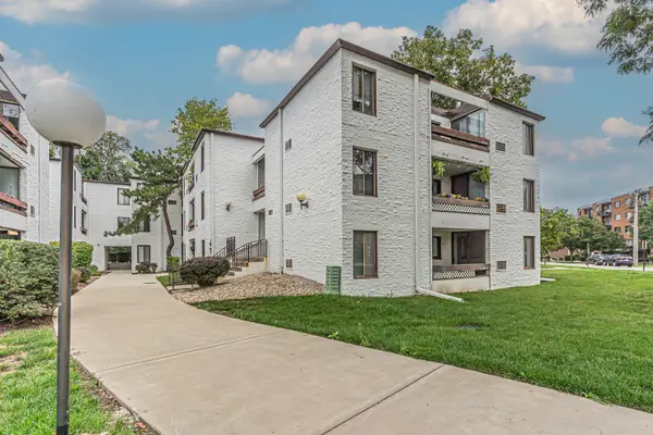 322 W Miner Street #1C, Arlington Heights, IL 60005