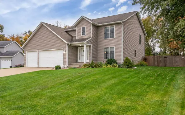 5619 Buckhorn Lane, Davenport, IA 52802