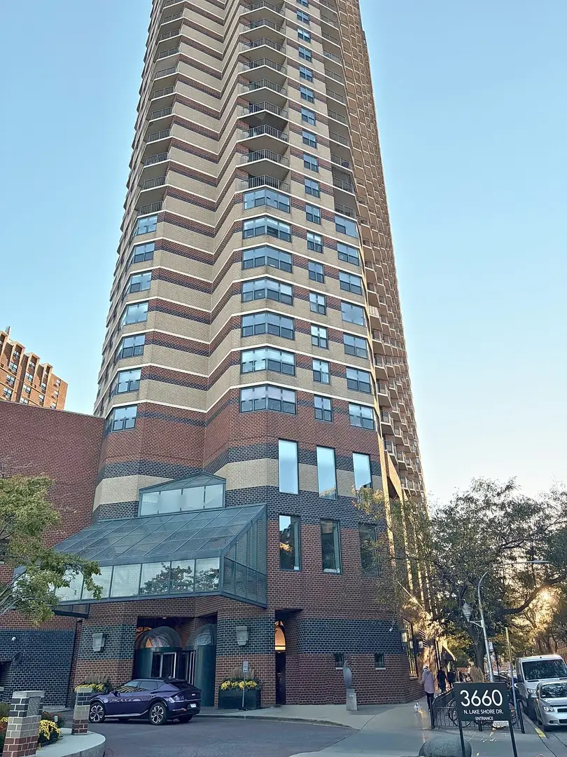3660 N Lake Shore Drive #4406, Chicago, IL 60613 - #1