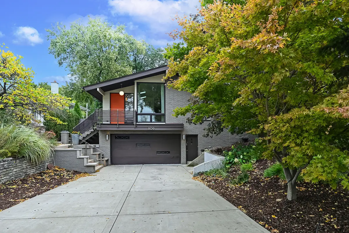 809 N Madison Street, Hinsdale, IL 60521 - #1
