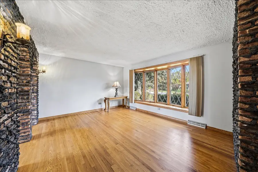 Address Withheld By Seller, Palos Hills, IL 60465 - #3