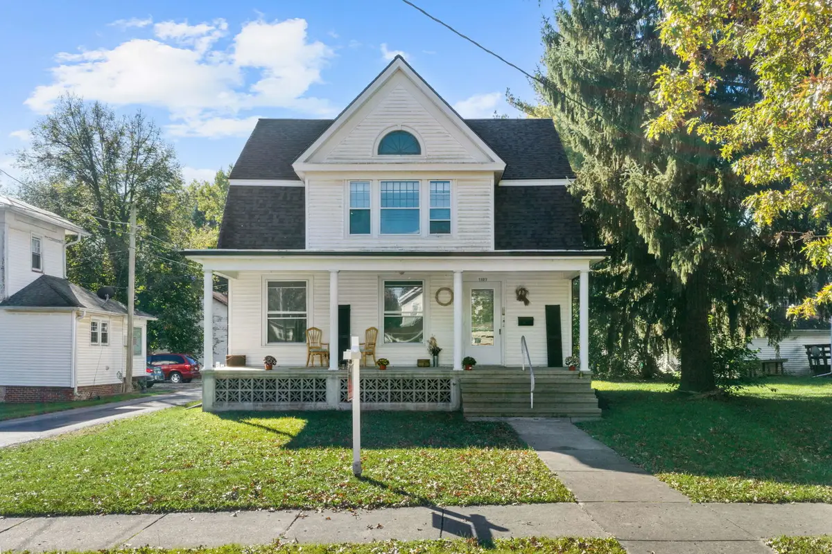 1107 6th Street, Mendota, IL 61342 - #1