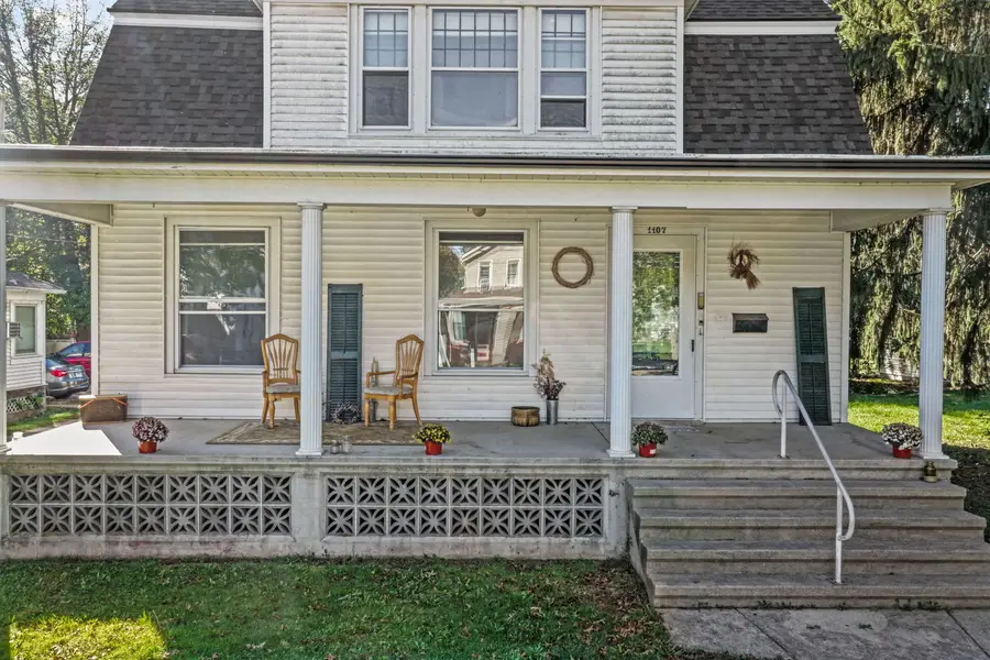 1107 6th Street, Mendota, IL 61342 - #2