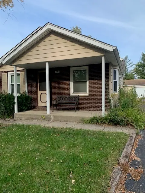 3882 Cambridge Drive, Park City, IL 60085