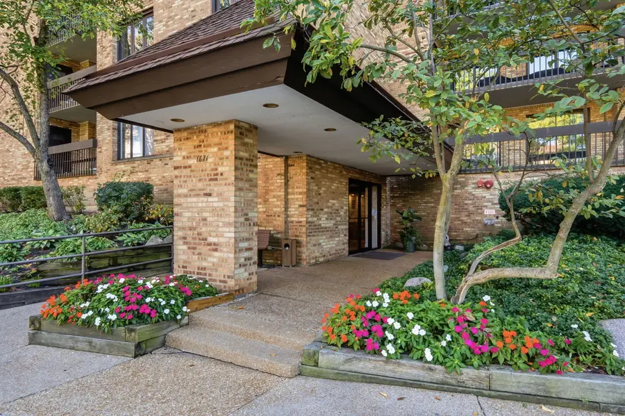 1671 Mission Hills Road #310, Northbrook, IL 60062 - #2