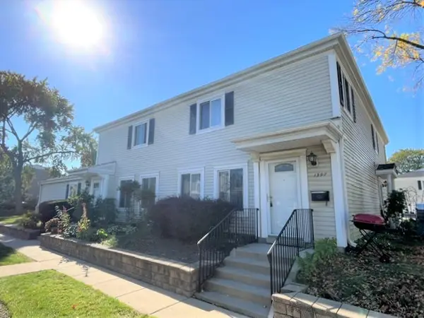 1397 Quaker Lane #131-C, Prospect Heights, IL 60070