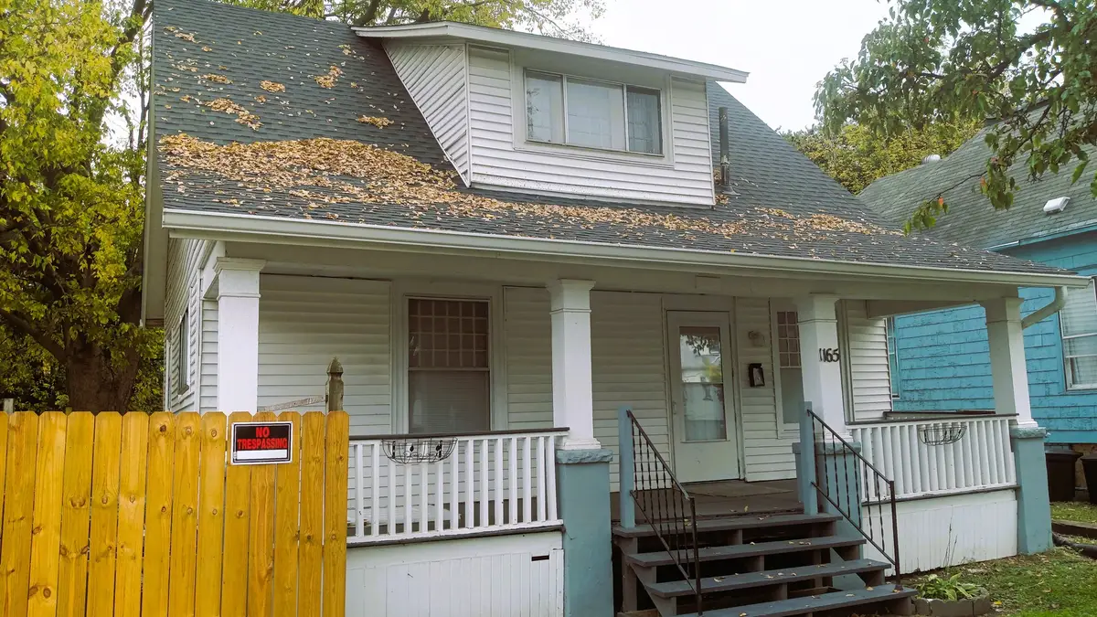 1165 E Cleveland Avenue, Decatur, IL 62521 - #1