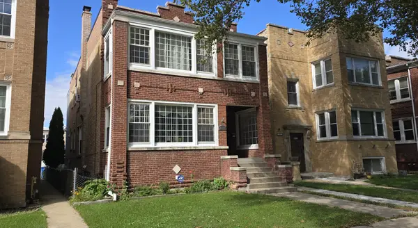 4828 N Karlov Avenue, Chicago, IL 60630