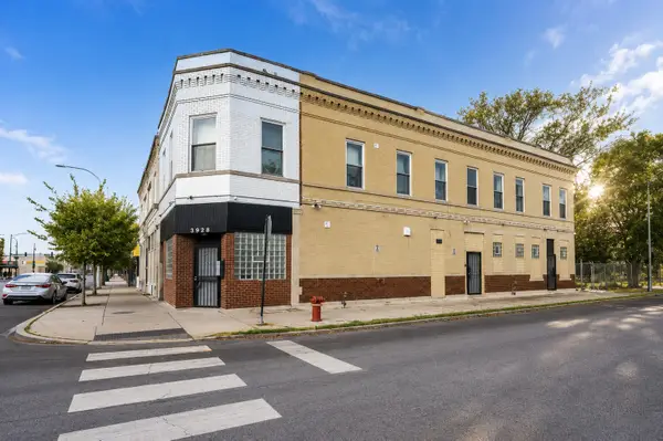 3328 W Chicago Avenue, Chicago, IL 60651