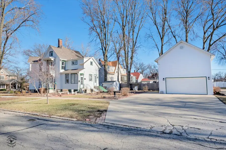 303 E Prospect Avenue, Ottawa, IL 61350 - #2