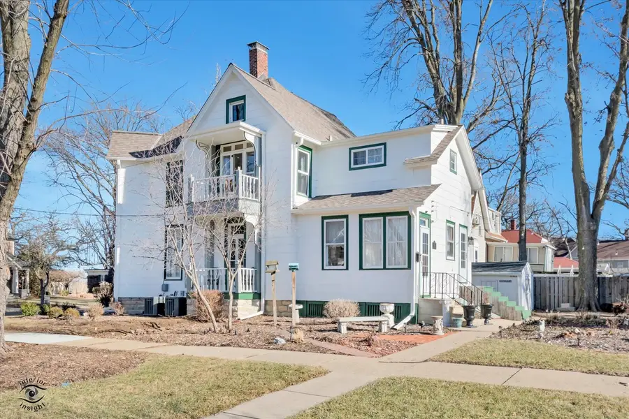 303 E Prospect Avenue, Ottawa, IL 61350 - #3