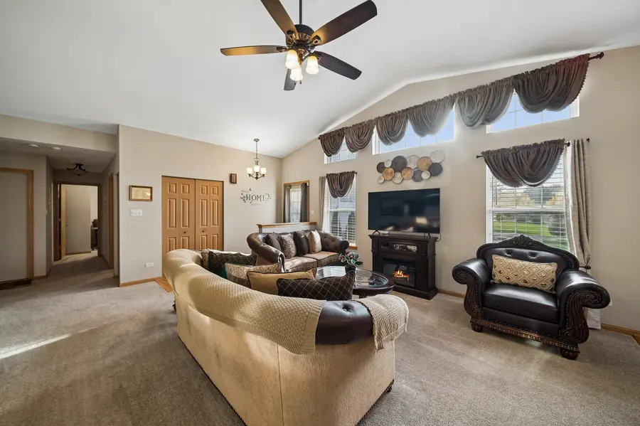 4613 Kylemore Court, Joliet, IL 60431 - #3