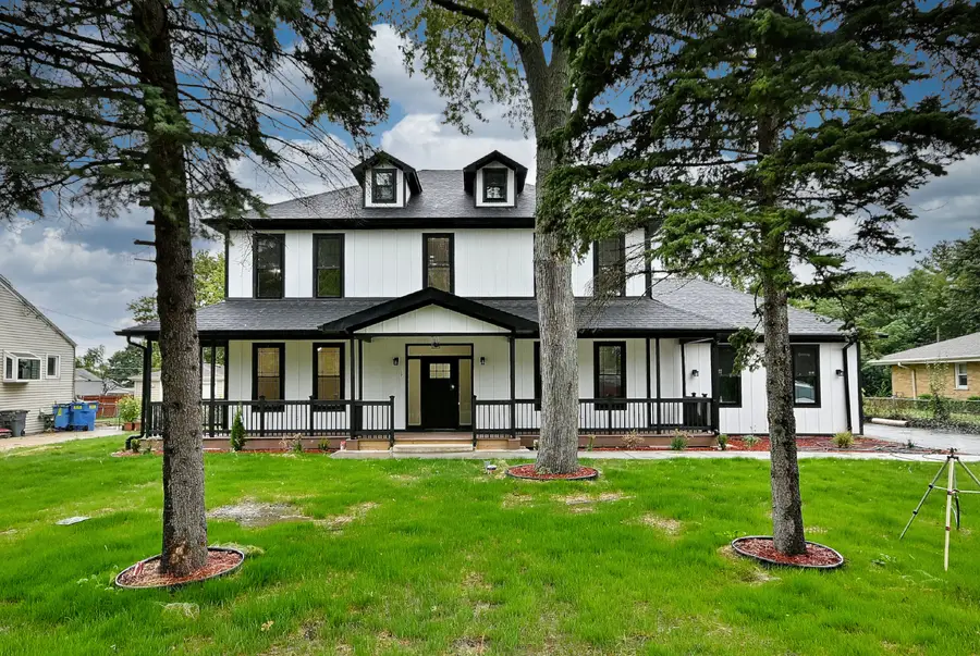 129 E Hillcrest Avenue, Wood Dale, IL 60191 - #2