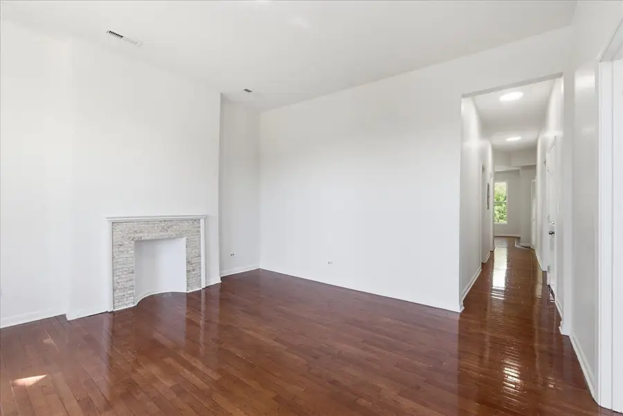 Address Withheld By Seller, Chicago, IL 60637 - #3