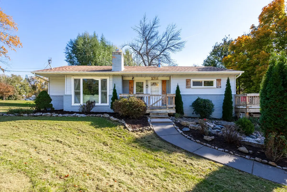 2711 E 51st Street, Davenport, IA 52807 - #1