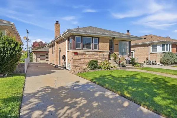 2416 Ernst Street, Franklin Park, IL 60131