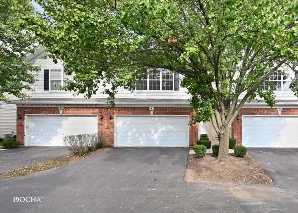 182 Concord Drive #182, Oswego, IL 60543