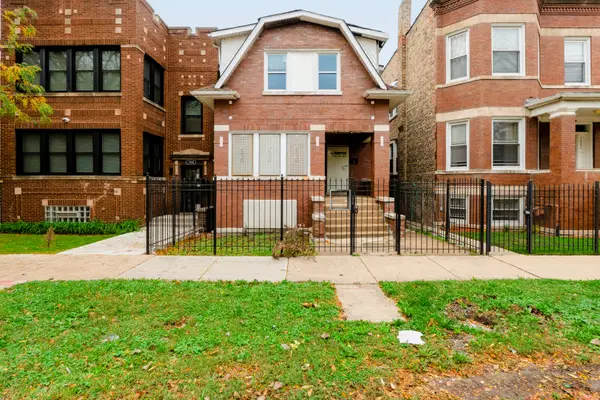 1044 W Marquette Road, Chicago, IL 60621