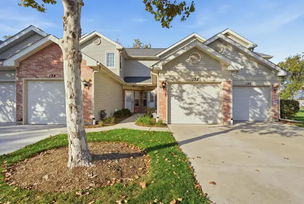 122 Golfview Drive, Glendale Heights, IL 60139