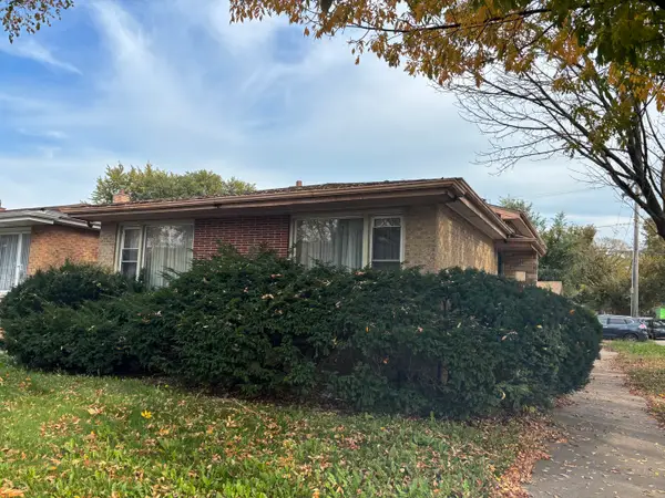 9059 S Jeffery Boulevard, Chicago, IL 60617