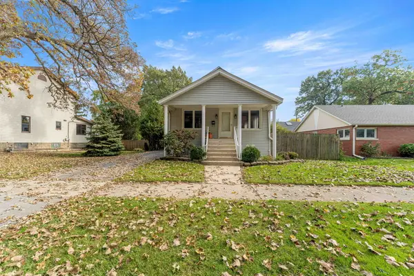9543 S 51st Avenue, Oak Lawn, IL 60453