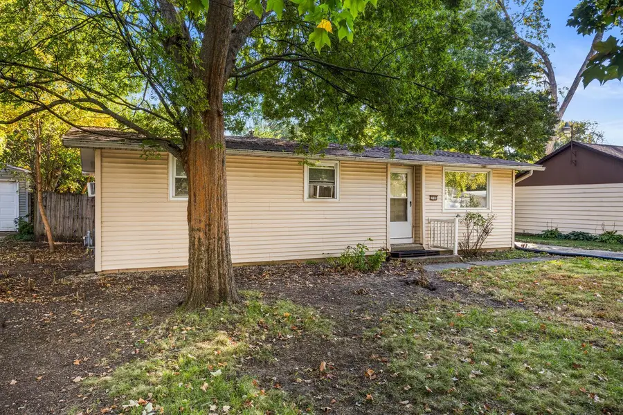 1008 Holiday Drive, Champaign, IL 61821 - #2