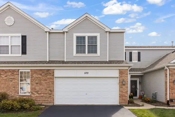 570 Springbrook Trail N, Oswego, IL 60543
