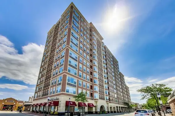 77 S Evergreen Avenue #803, Arlington Heights, IL 60005