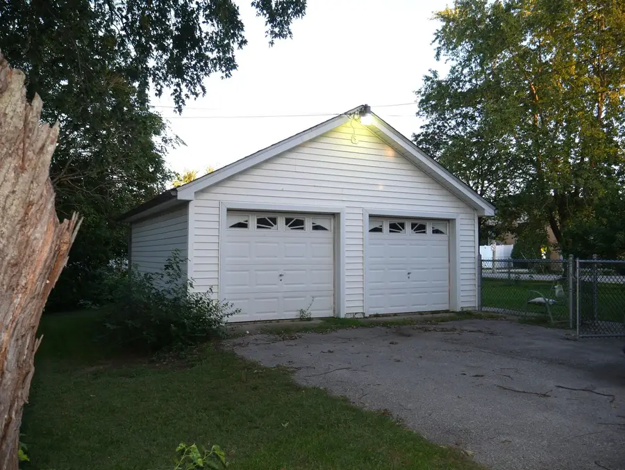211 S Clay Street, Morocco, IN 47963 - #3