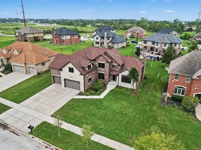 22620 Hunters Trail, Frankfort, IL 60423 - #1