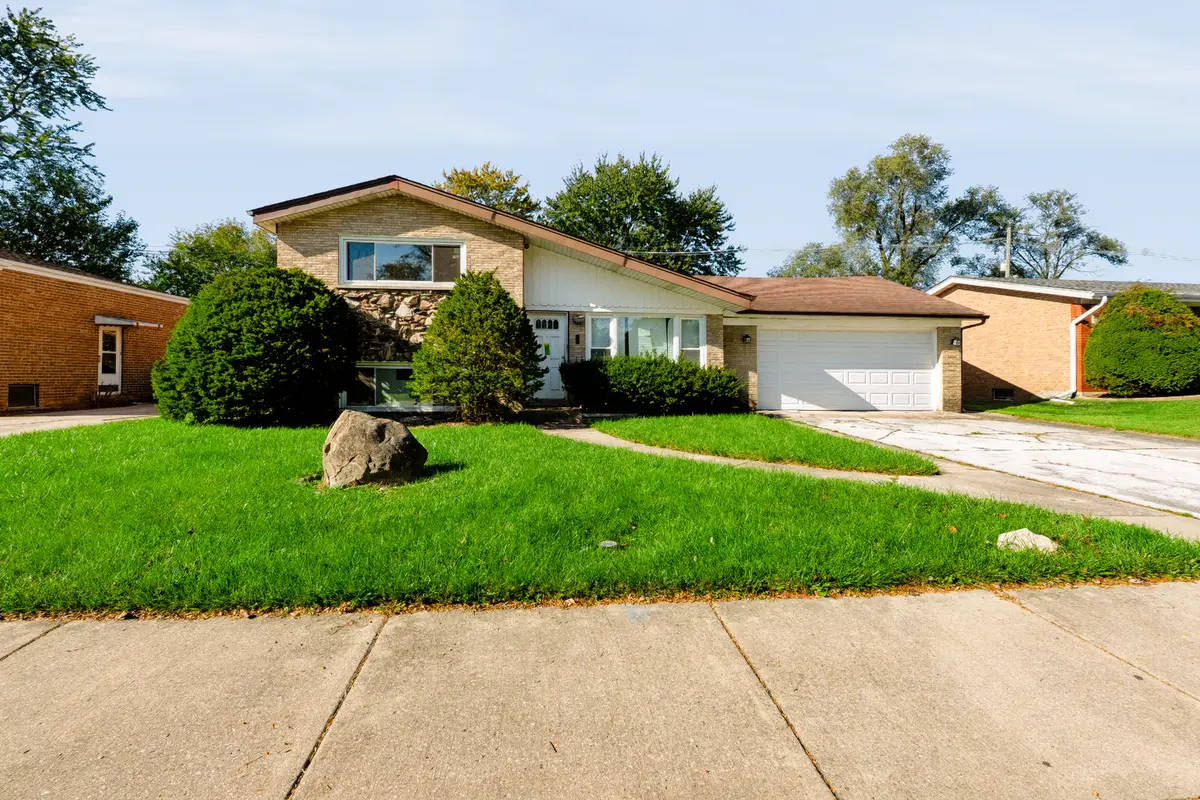 15322 Drexel Avenue, South Holland, IL 60473 - #1