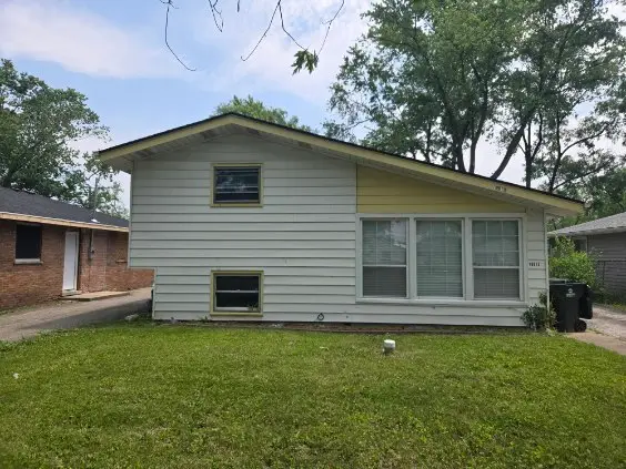 16613 Winchester Avenue, Markham, IL 60428