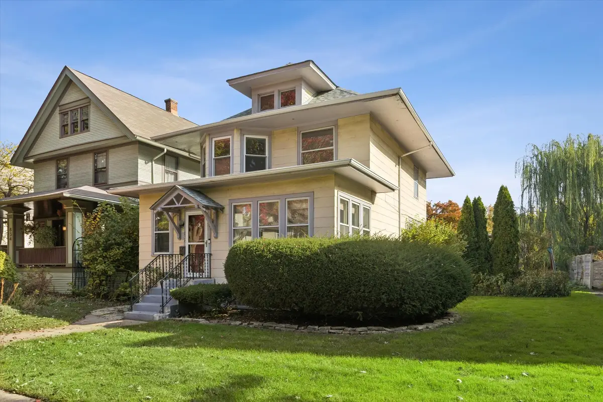 838 Clinton Avenue, Oak Park, IL 60304 - #1