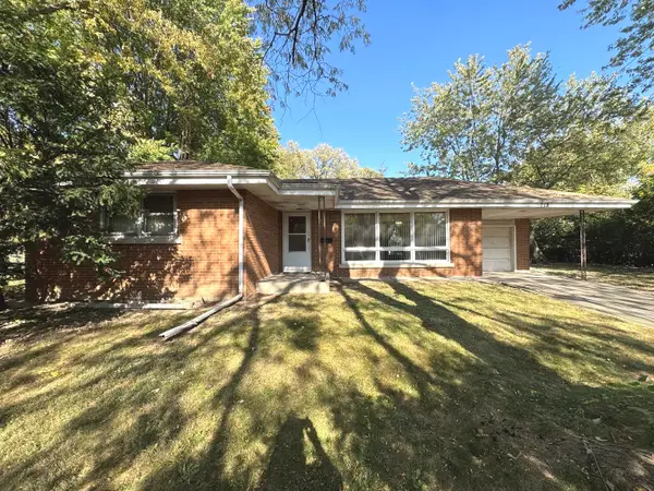 218 Esther Circle, Bourbonnais, IL 60914