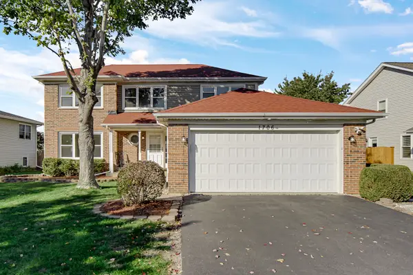 1706 Apple Valley Road, Bolingbrook, IL 60490