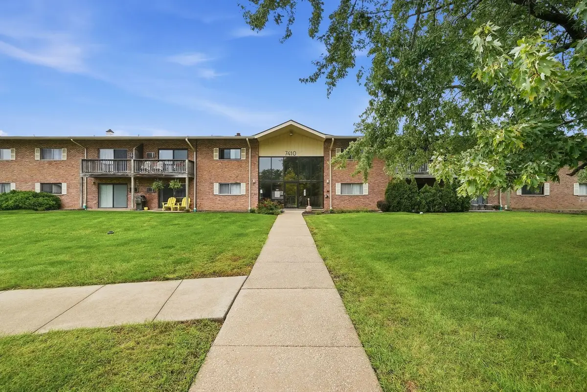 7410 Brookdale Drive #214, Darien, IL 60561 - #1