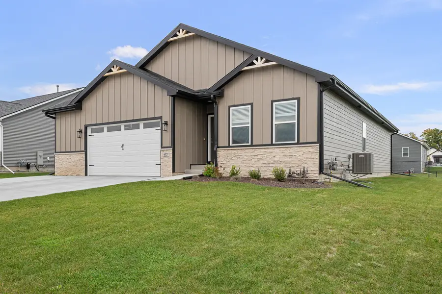 6121 Thor Avenue, Davenport, IA 52807 - #3