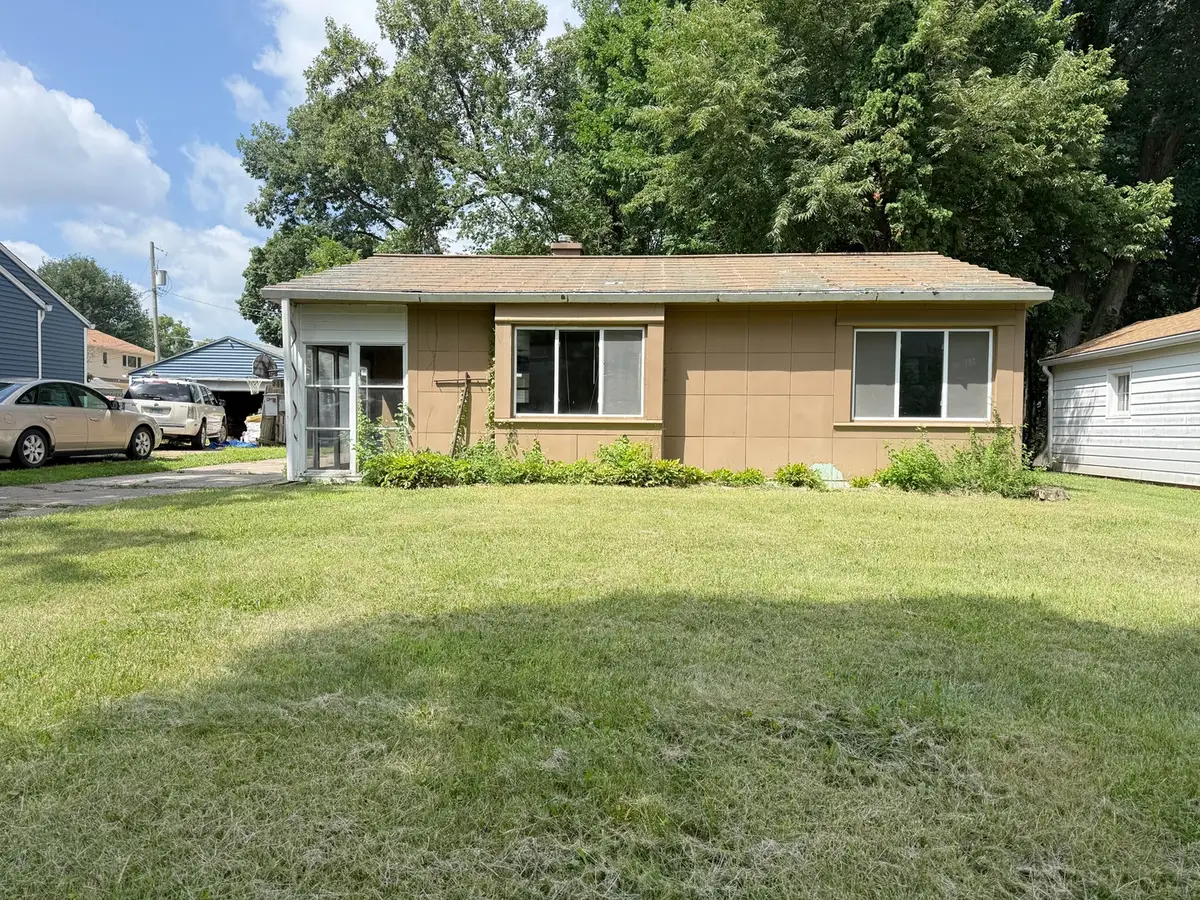 2113 22 1/2 Avenue, Rock Island, IL 61021 - #1