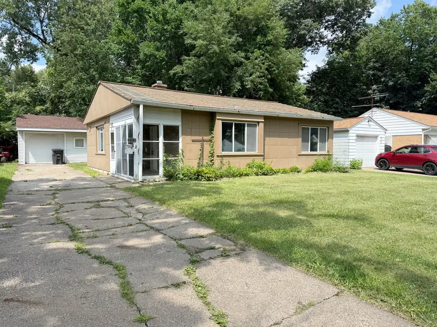 2113 22 1/2 Avenue, Rock Island, IL 61021 - #2
