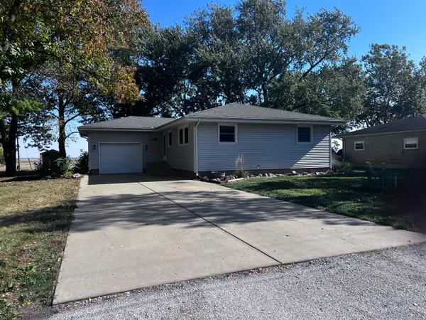 211 Florida Drive, Gifford, IL 61847
