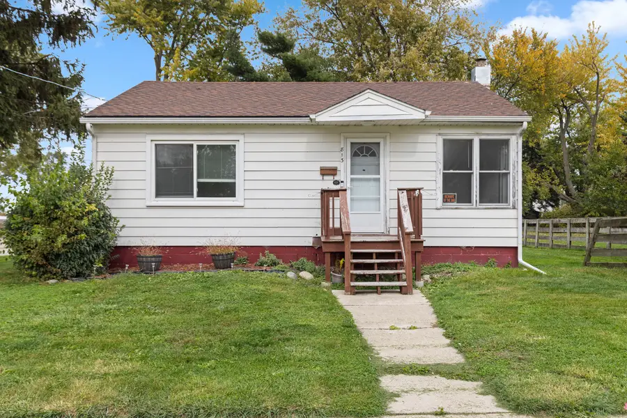 813 W Washington Street, Harvard, IL 60033 - #2