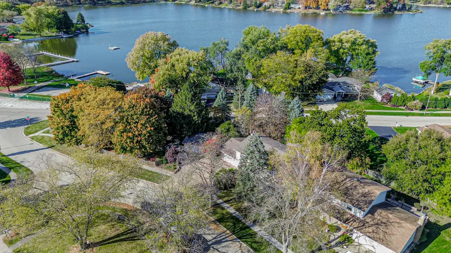 218 Londonderry Court, Mundelein, IL 60060 - #2