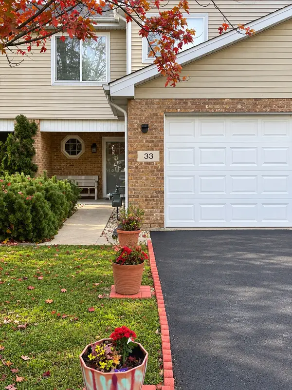 33 Brook Park Lane #33, Park Forest, IL 60466