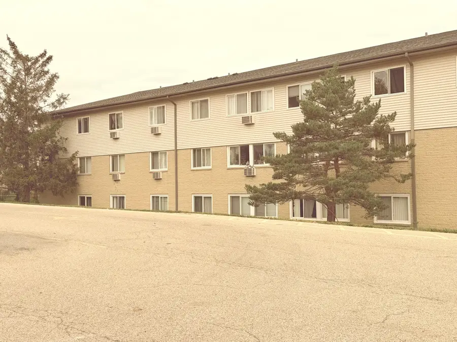 655 Deepwoods Drive #1J, Mundelein, IL 60060 - #2