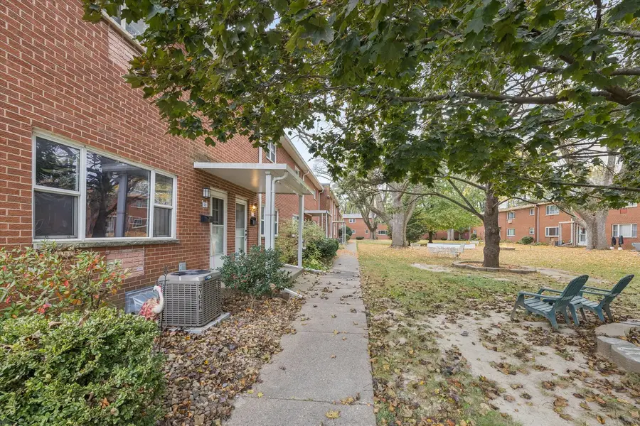 1325 9th Street #1325, Moline, IL 61265 - #2