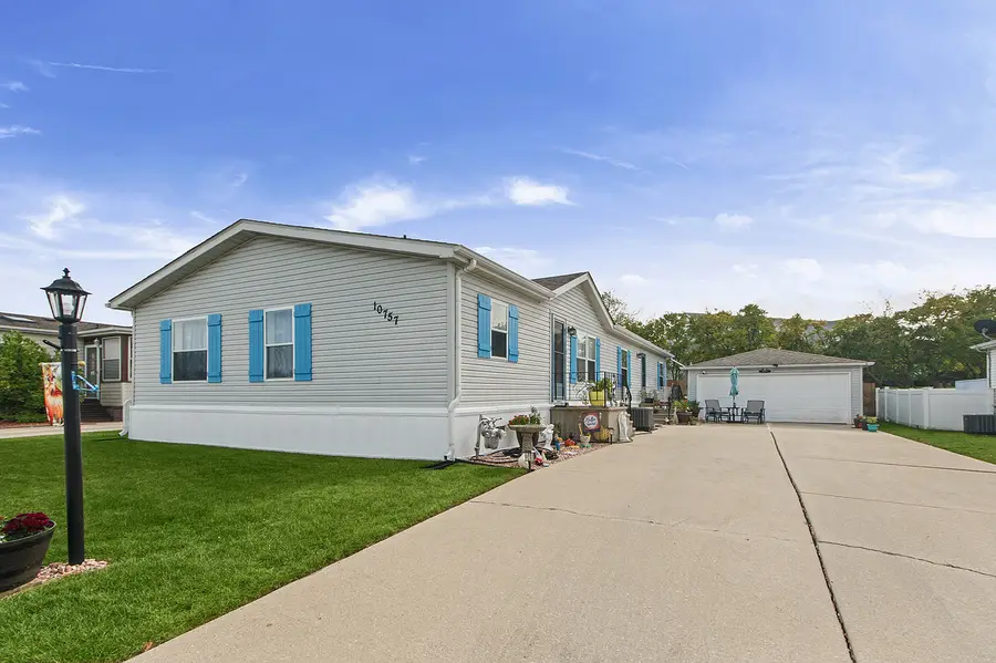 10757 Gateway Drive, Frankfort, IL 60423 - #2