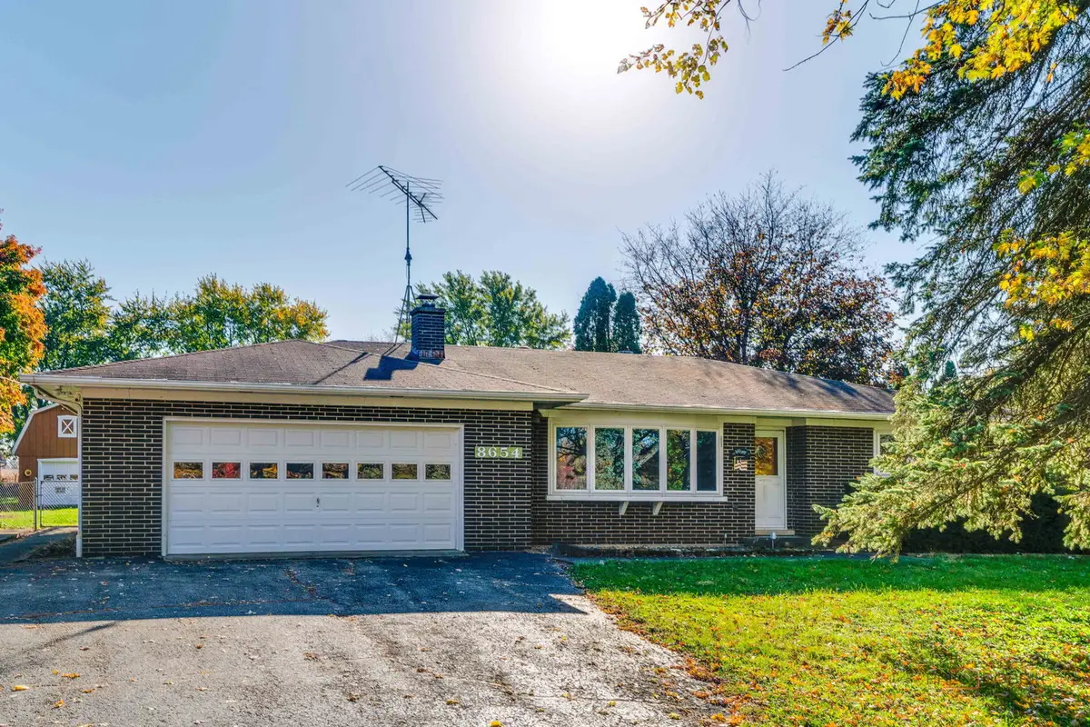 8654 Richardson Road, Spring Grove, IL 60081 - #1
